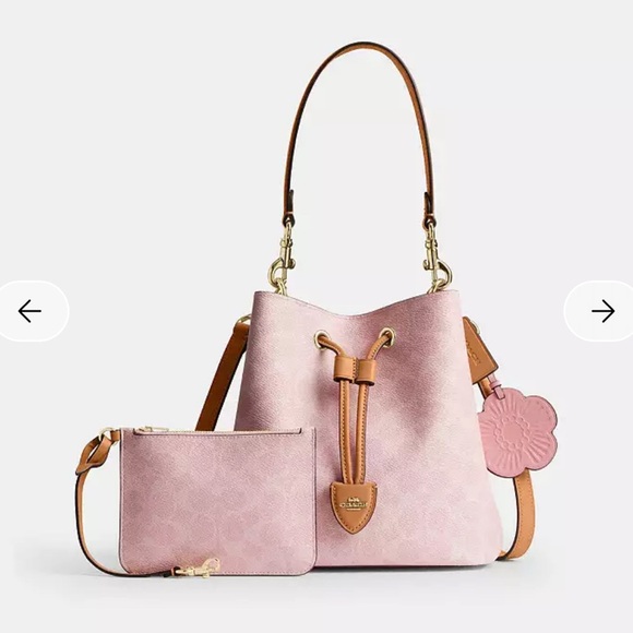 NWT🌸Coach Rowan Bucket Bag In Signature Canvas With Charms CEA23 Powder Pink - Picture 5 of 9